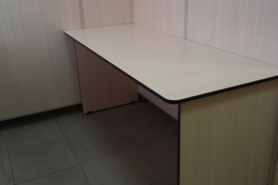 Стол рабочий