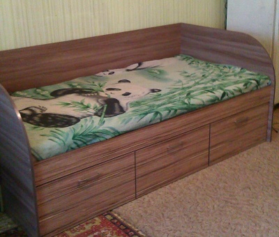 Кровать с местом для хранения 01
