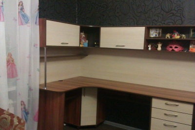 Стол письменный 02