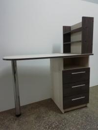 Маникюрный стол 2